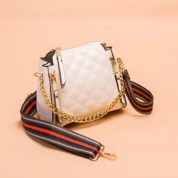 Shoulder Bag Diamond Check Female Bag 2020 Summer New Messenger Bag Chain Female Bag Shoulder Small Square Bag Wild Tide
Shoulder Bag Diamond Check Female Bag 2020 Summer New Messenger Bag Chain Female Bag Shoulder Small Square Bag Wild Tide