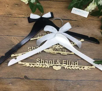 Personalised wreath bride Wedding Dress Hanger -Customize Wooden Wedding Hanger charm,bridal hanger, wedding party hangers gifts
Personalised wreath bride Wedding Dress Hanger -Customize Wooden Wedding Hanger charm,bridal hanger, wedding party hangers gifts