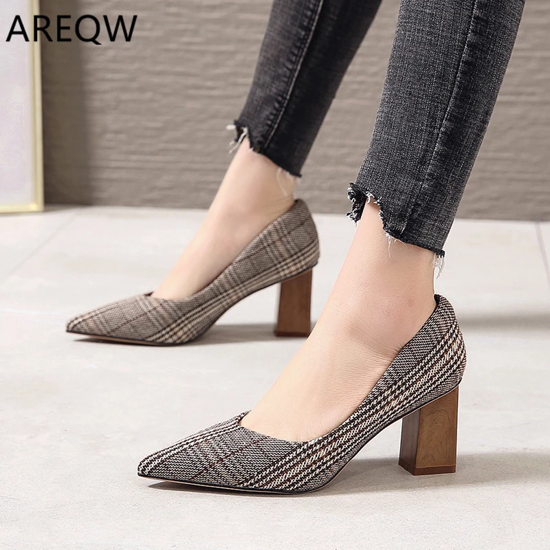 2020 Women'S Summer Suede Leather Wedding Shoes Autumn New Pointed Woman Party High Heels Types of Heels
2020 Women'S Summer Suede Leather Wedding Shoes Autumn New Pointed Woman Party High Heels Types of Heels