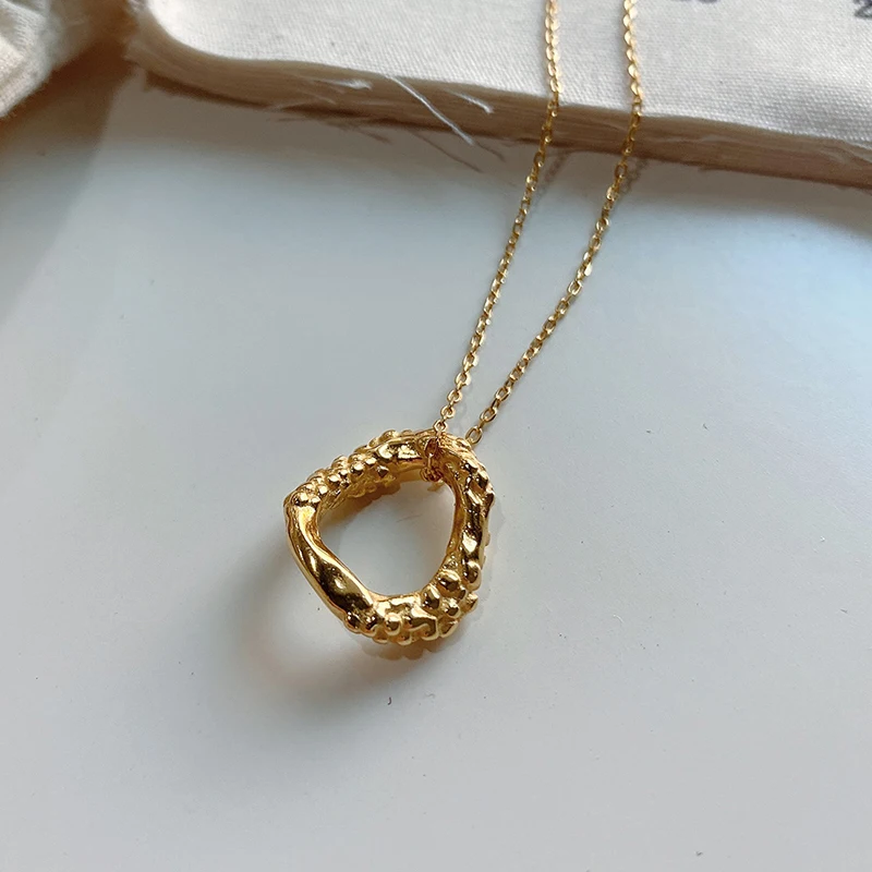 S925 Sterling Silver Transform Letter O Pendant Necklace for Women New Fashion irregular loop Necklace Drop Shipping
S925 Sterling Silver Transform Letter O Pendant Necklace for Women New Fashion irregular loop Necklace Drop Shipping