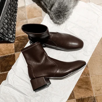 Korean version of leather patent leather elastic booties fashion comfortable thin feet square heel thick heel 2020 new style
Korean version of leather patent leather elastic booties fashion comfortable thin feet square heel thick heel 2020 new style