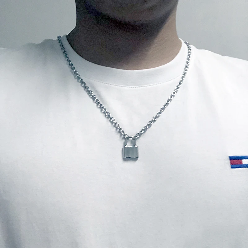 Hip Hop Punk Men Women Necklace Stainless Steel Padlock Charms Pendant Statement Necklace for Unisex Party Choker Jewelry Gifts
Hip Hop Punk Men Women Necklace Stainless Steel Padlock Charms Pendant Statement Necklace for Unisex Party Choker Jewelry Gifts