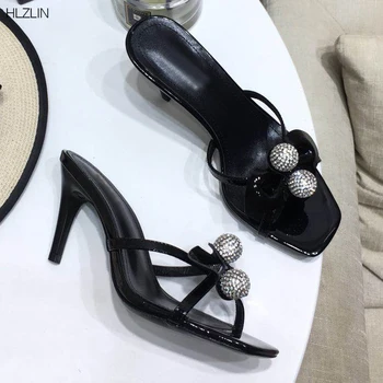 2020 new ladies luxury brand shoes rhinestone flowers women's shoes slippers open toe high heels 
2020 new ladies luxury brand shoes rhinestone flowers women's shoes slippers open toe high heels