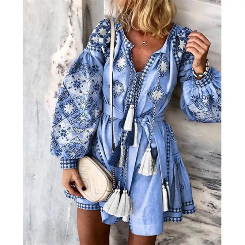 Elegant Chiffon Boho Style Dress Women Print V-Neck Dresses Plus Size Tassel Hollow Out Long Sleeve Mini Dress Beach Vestidos
Elegant Chiffon Boho Style Dress Women Print V-Neck Dresses Plus Size Tassel Hollow Out Long Sleeve Mini Dress Beach Vestidos