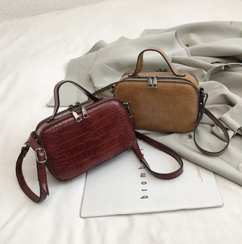 VIP Leather Crossbody Bags For Women 2020 Fashion Small Solid Colors Shoulder Bag Female Handbags and Purses With Handle New 
VIP Leather Crossbody Bags For Women 2020 Fashion Small Solid Colors Shoulder Bag Female Handbags and Purses With Handle New