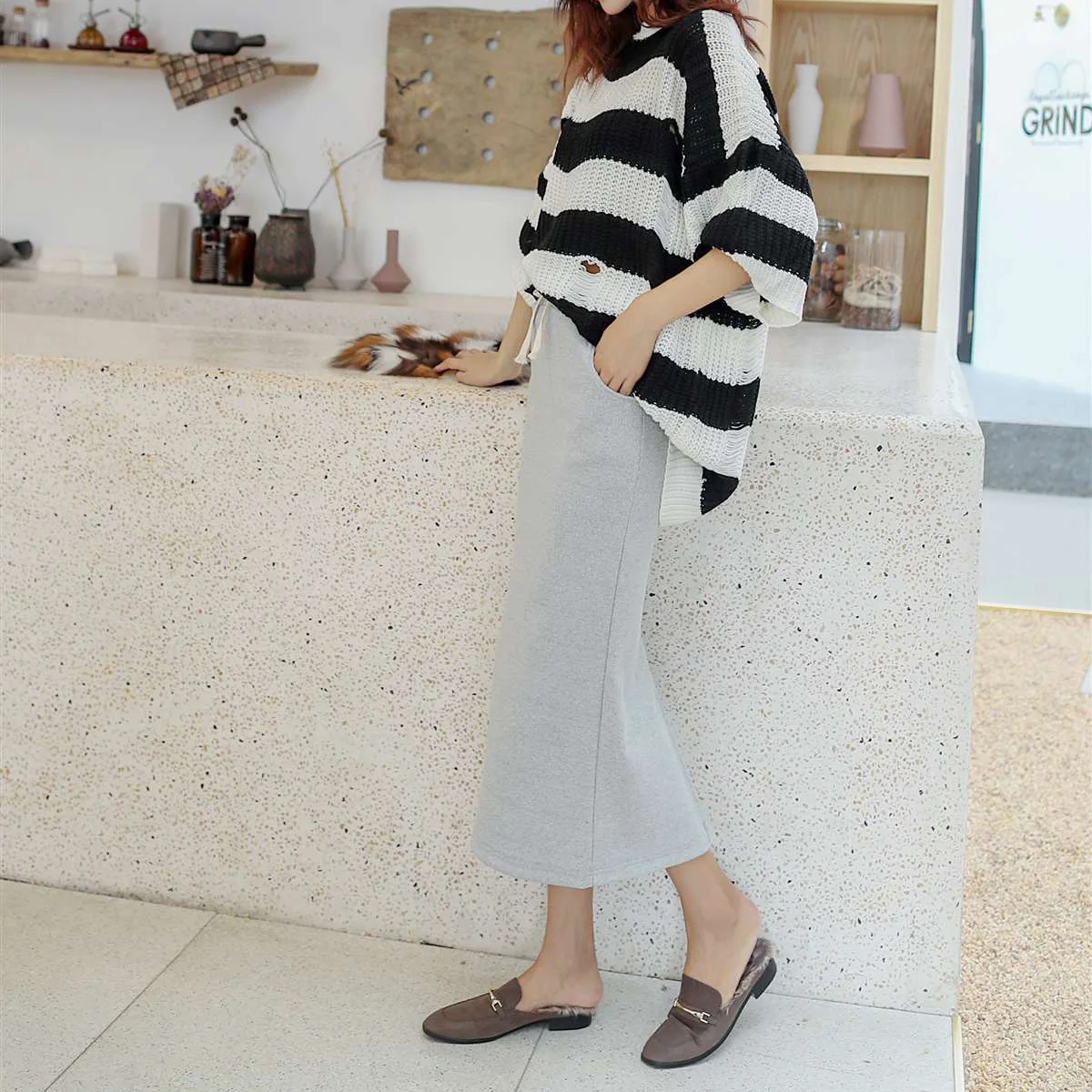 Autumn And Winter Korean-style New Style Knitted High Waist Skirt Mid-length Slimming Sheath Long Skirts One-step Skirt
Autumn And Winter Korean-style New Style Knitted High Waist Skirt Mid-length Slimming Sheath Long Skirts One-step Skirt
