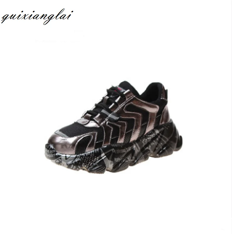 Women's shoes 2020 spring and autumn new black newspaper bottom mesh breathable thick bottom muffin casual shoes
Women's shoes 2020 spring and autumn new black newspaper bottom mesh breathable thick bottom muffin casual shoes