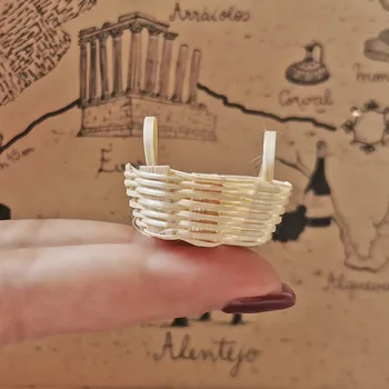 Simulation Toy 1:12 Dollhouse Miniature Bamboo Basket Scene Model Pretend Play Toy children fun play game 
Simulation Toy 1:12 Dollhouse Miniature Bamboo Basket Scene Model Pretend Play Toy children fun play game
