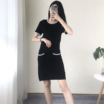 Runway Casual Pearl Beading Women Dresses Stretchy Pockets Knitted Vestidos Female Short Sleeve Slim Ladies Dress Summer 2020
Runway Casual Pearl Beading Women Dresses Stretchy Pockets Knitted Vestidos Female Short Sleeve Slim Ladies Dress Summer 2020