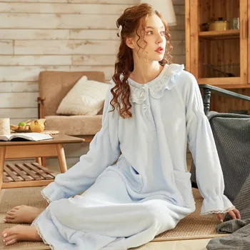 2020 Autumn Winter Warm Flannel Women Nightdress Sleepwear Long Sleeve Princess Style Ladies Nightwear Home Hotel Tent Travel
2020 Autumn Winter Warm Flannel Women Nightdress Sleepwear Long Sleeve Princess Style Ladies Nightwear Home Hotel Tent Travel