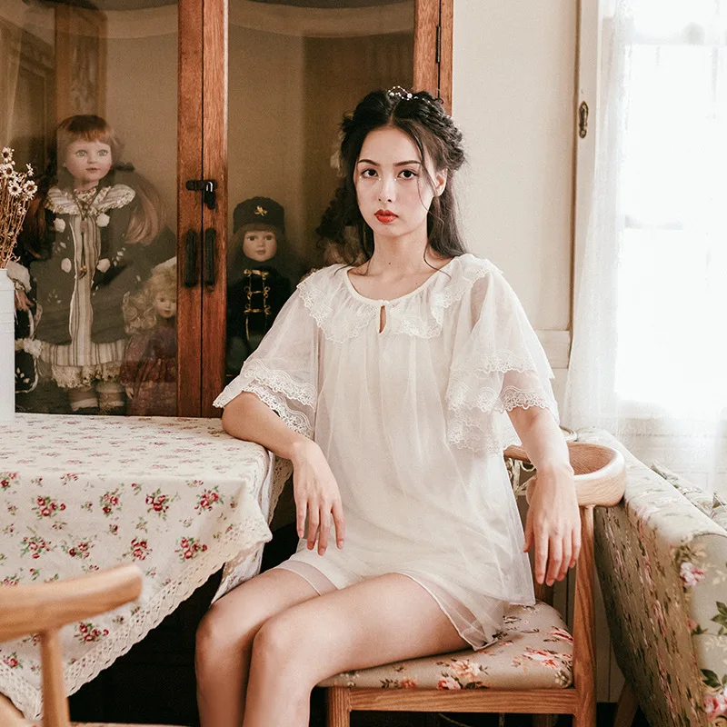 2019 Summer Princess Pajama Set Vintage Lace Sleepwear Women Short Sleeves Pajama Femme Night Wear Home Suit Lounge Set
2019 Summer Princess Pajama Set Vintage Lace Sleepwear Women Short Sleeves Pajama Femme Night Wear Home Suit Lounge Set
