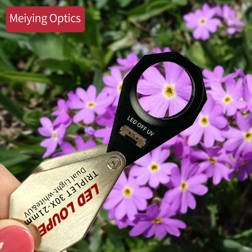 30x Magnification Jeweler Loupe Triplet Lens Magnifier with 6 LED UV 21mm Light for Gems, Jewelry, Coins, Stamps, etc
30x Magnification Jeweler Loupe Triplet Lens Magnifier with 6 LED UV 21mm Light for Gems, Jewelry, Coins, Stamps, etc