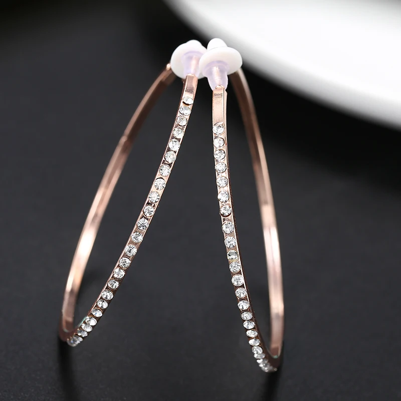 2019 Fashion Big Clip on Earrings with Rhinestone Circle Earrings Without Piercing Gold Silver Color Ear Clips for Women Party
2019 Fashion Big Clip on Earrings with Rhinestone Circle Earrings Without Piercing Gold Silver Color Ear Clips for Women Party
