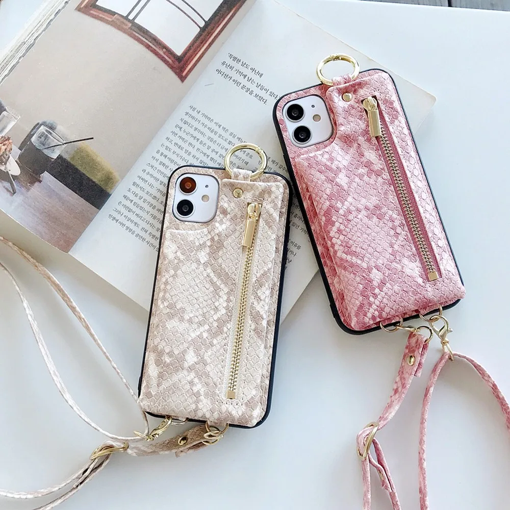 Snakeskin pattern zipper phone case For iPhone 11 Pro MAX X XS XR max 7 8 PLUS Can put credit card Back cover coque for women
Snakeskin pattern zipper phone case For iPhone 11 Pro MAX X XS XR max 7 8 PLUS Can put credit card Back cover coque for women