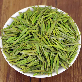 2020 Zhejiang Anji Bai Cha White Tea Bud Spring Tea for Poria Cocos and Clear Heat
2020 Zhejiang Anji Bai Cha White Tea Bud Spring Tea for Poria Cocos and Clear Heat