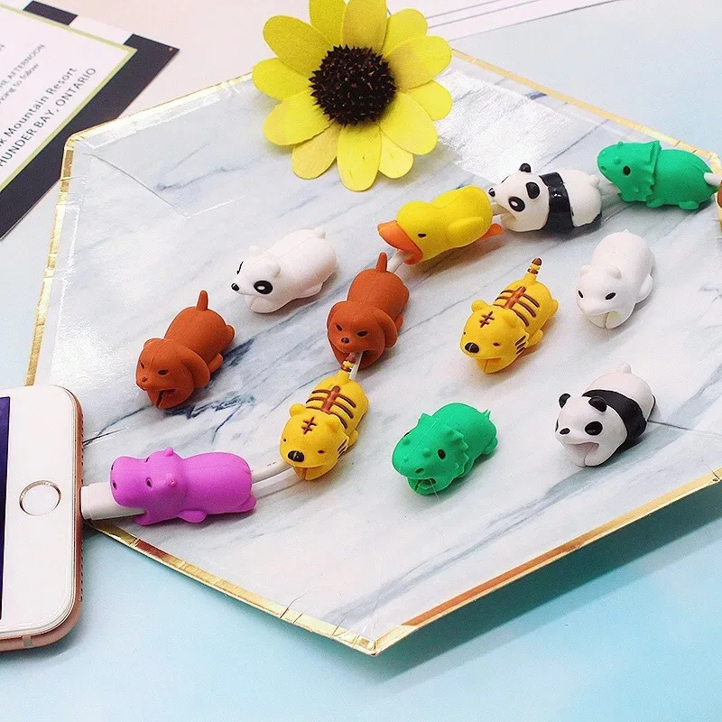 Animal Bite USB Cable Protector Cable Organizer Data Line Management Charging Safe Protection Cable Winder For iPhone 5 6 6s 7 8
Animal Bite USB Cable Protector Cable Organizer Data Line Management Charging Safe Protection Cable Winder For iPhone 5 6 6s 7 8