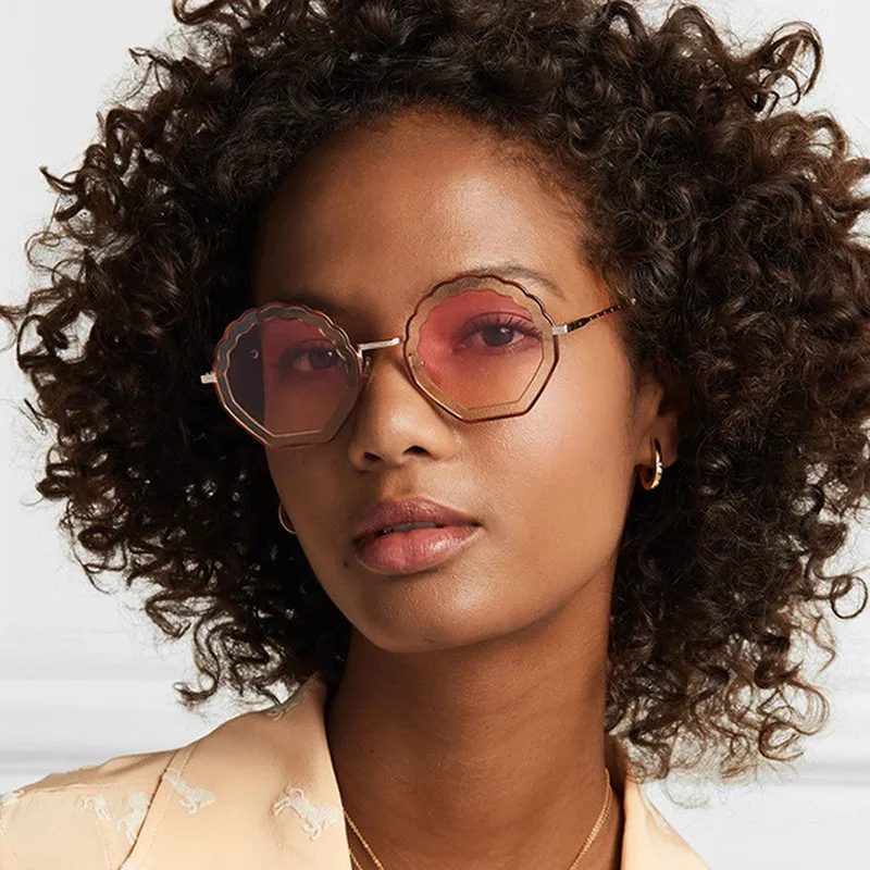 New Fashion Design Flower Sunglasses Sexy Pink Lady Ocean Classic Sunglasses Trend Ladies Outdoor Personality Sunglasses
New Fashion Design Flower Sunglasses Sexy Pink Lady Ocean Classic Sunglasses Trend Ladies Outdoor Personality Sunglasses