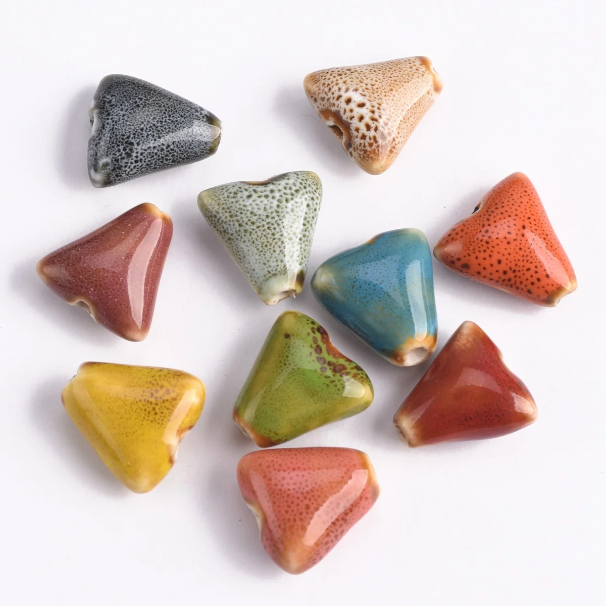 10pcs Triangle Shape 16mm Handmade Fancy Glaze Ceramic Porcelain Loose Spacer Beads Lot For Jewelry Making DIY Findings
10pcs Triangle Shape 16mm Handmade Fancy Glaze Ceramic Porcelain Loose Spacer Beads Lot For Jewelry Making DIY Findings