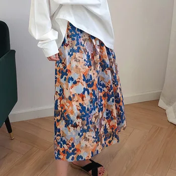 Boho Summer Women Printed Long Skirts Korean Spring Colorful Sweet Vintage High Waist Causal Beach Skirt for Girls 
Boho Summer Women Printed Long Skirts Korean Spring Colorful Sweet Vintage High Waist Causal Beach Skirt for Girls