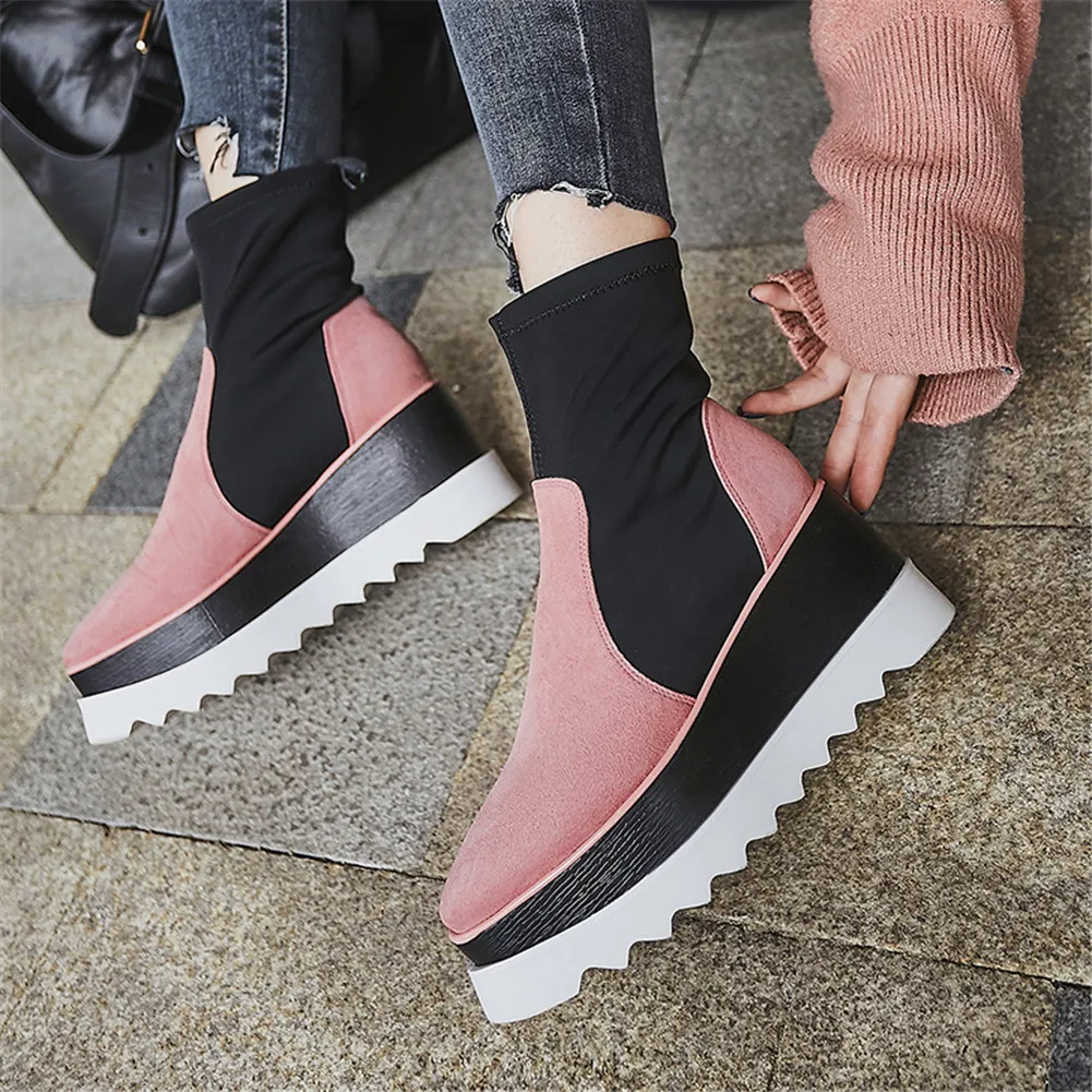 SARAIRIS Brand INS Hot Kid Suede Sock Boots Non-slip Flat Platform Wedges Heel Shoes Woman Casual Winter Ankle Boots Women
SARAIRIS Brand INS Hot Kid Suede Sock Boots Non-slip Flat Platform Wedges Heel Shoes Woman Casual Winter Ankle Boots Women