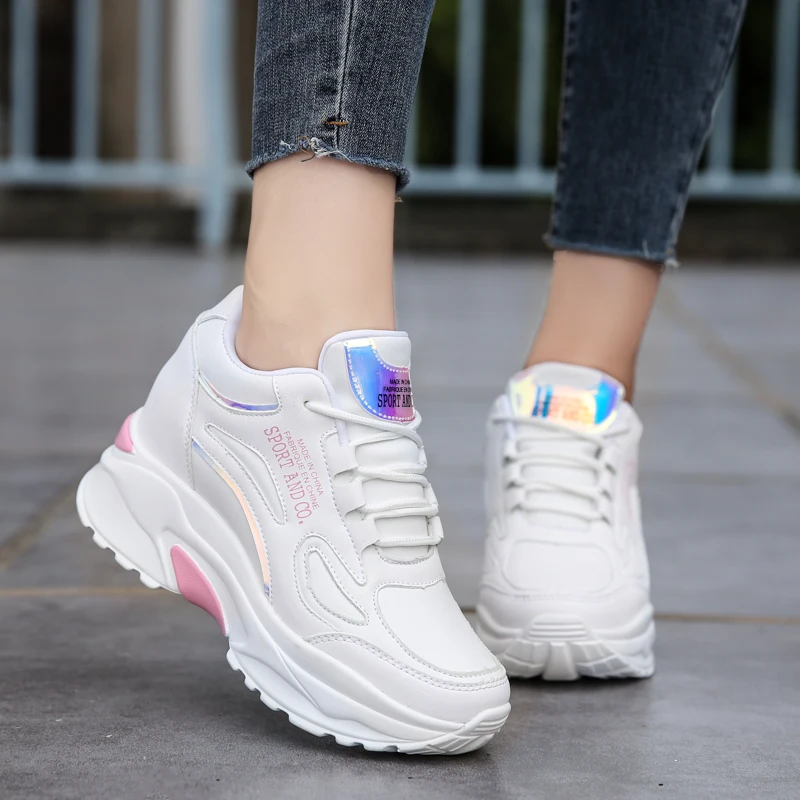 Women Fashion Sneakers Height Increasing Lace Up Leather Casual Shoes 2020 New Autumn Platform Ladies Shoes Sport Hide Heel Shoe
Women Fashion Sneakers Height Increasing Lace Up Leather Casual Shoes 2020 New Autumn Platform Ladies Shoes Sport Hide Heel Shoe