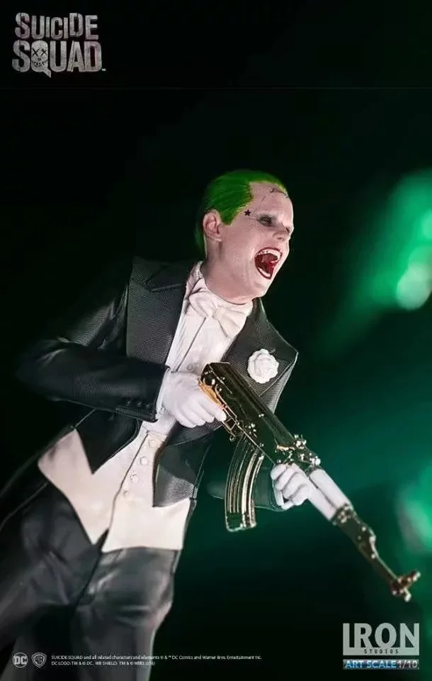 X Contingent Suicide Squad 7-Inch Jared Leto Clown Suit Tuxedo Double Headed Carve Garage Kit
X Contingent Suicide Squad 7-Inch Jared Leto Clown Suit Tuxedo Double Headed Carve Garage Kit