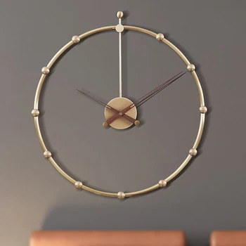 Pure copper simple wall clock mute fashion personality Nordic living room decorative clock
Pure copper simple wall clock mute fashion personality Nordic living room decorative clock