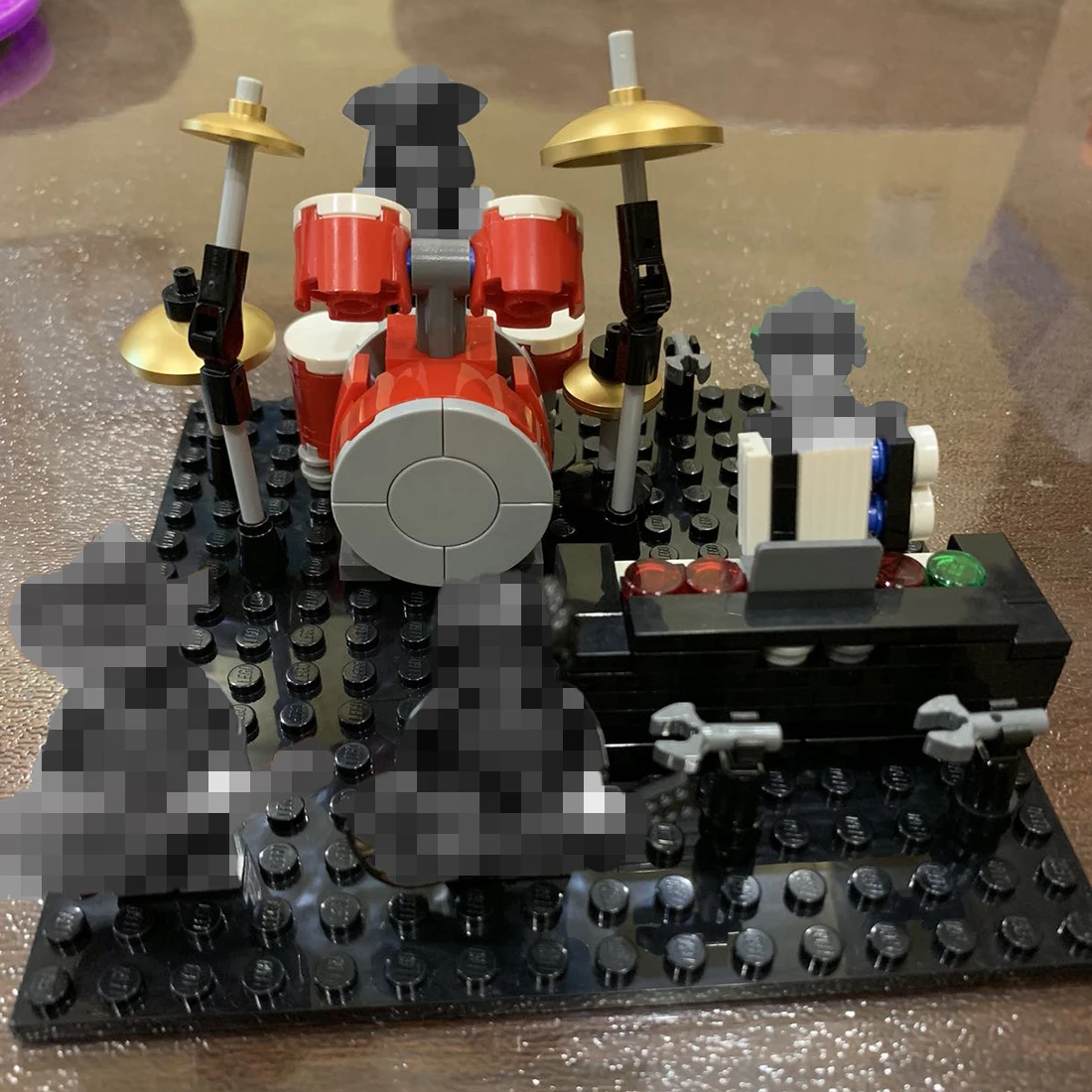 240Pcs STEM MOC Rock Band Bricks Small Particle Building Blocks Educational Toy Set
240Pcs STEM MOC Rock Band Bricks Small Particle Building Blocks Educational Toy Set