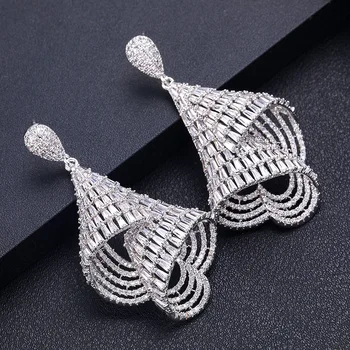 janekelly charms Hot Trendy Luxury Link Chain Drop Earring Women Full Mirco CZ Paved Cubic Zircon Wedding Fashion Jewelry
janekelly charms Hot Trendy Luxury Link Chain Drop Earring Women Full Mirco CZ Paved Cubic Zircon Wedding Fashion Jewelry