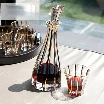 7 Pcs/Set top quality home crystal whiskey decanter Set luxury whiskey glass for Liquor Scotch Bourbon 200903-16
7 Pcs/Set top quality home crystal whiskey decanter Set luxury whiskey glass for Liquor Scotch Bourbon 200903-16