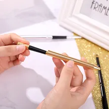 1pc pliable or argent noir lèvres maquillage brosse stylo métal poignée cosmétique Lipgloss rouge à lèvres brillant à lèvres brosse avec capuchon de protection(China)