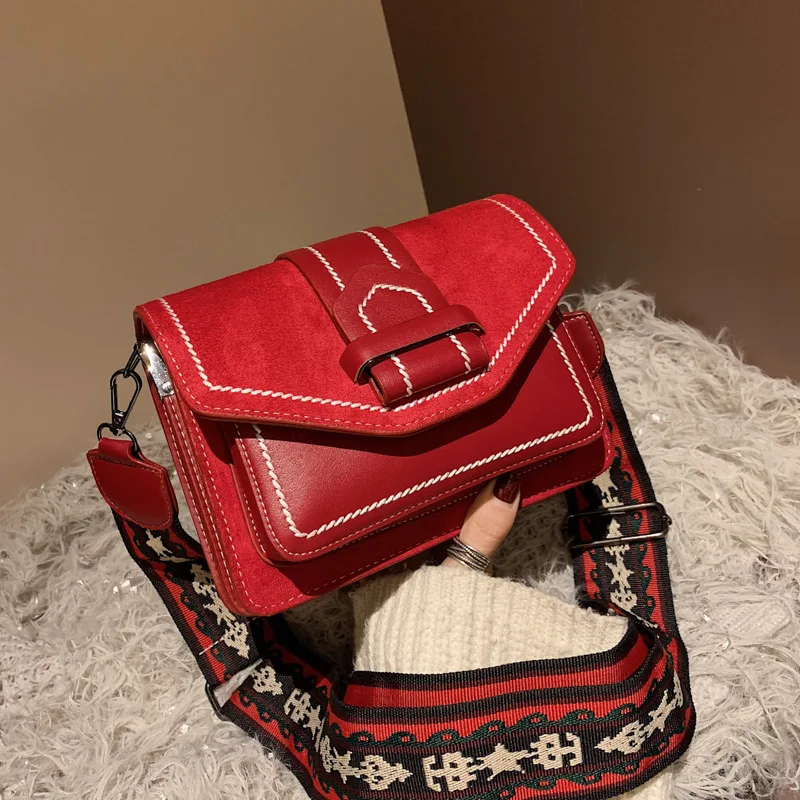 Style Interior Decoration Gender Pattern Type Shape Main Material Occasion Place of Origin Closure Type Lining Material Hardness
Style Interior Decoration Gender Pattern Type Shape Main Material Occasion Place of Origin Closure Type Lining Material Hardness