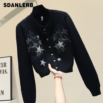 Autumn Winter Short Cardigan Women Small Fragrant Star Embroidery Thickened Knitted Sweater Cardigan Women's Loose Short Coat 
Autumn Winter Short Cardigan Women Small Fragrant Star Embroidery Thickened Knitted Sweater Cardigan Women's Loose Short Coat