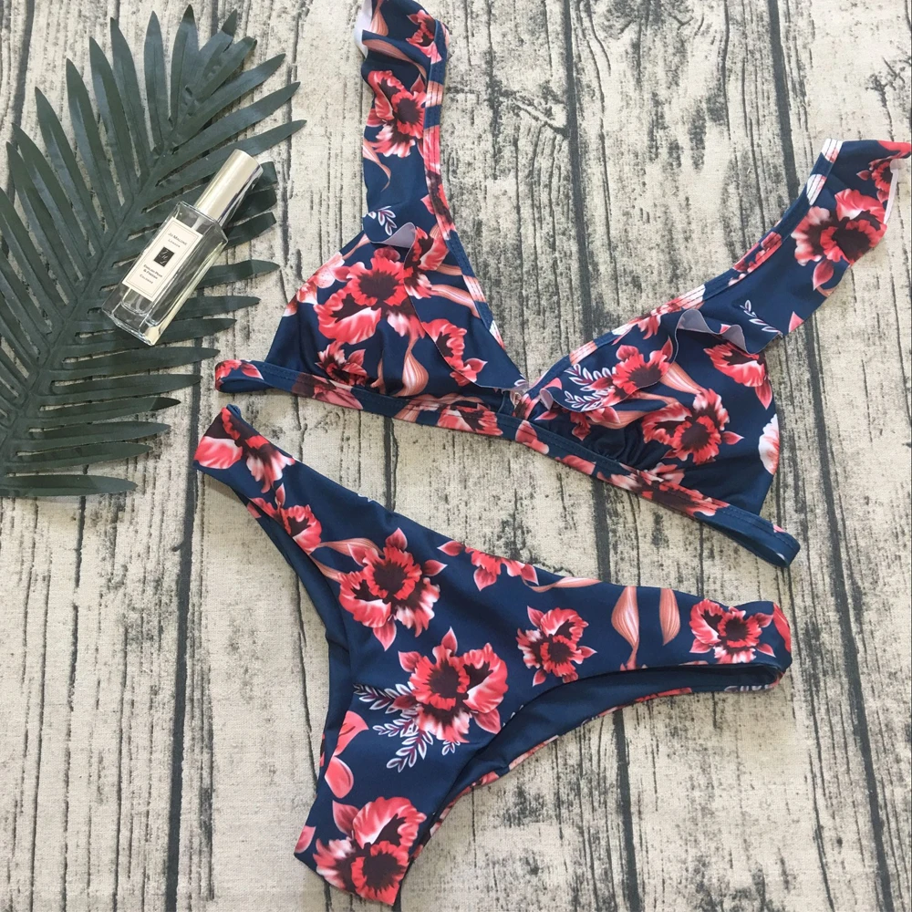 2020 Hot Women Push-up Padded Bikini Set Retro Swimsuit Print Swimwear Girls Beachwear Female Bathing Suit Swimming Suit Biquini
2020 Hot Women Push-up Padded Bikini Set Retro Swimsuit Print Swimwear Girls Beachwear Female Bathing Suit Swimming Suit Biquini