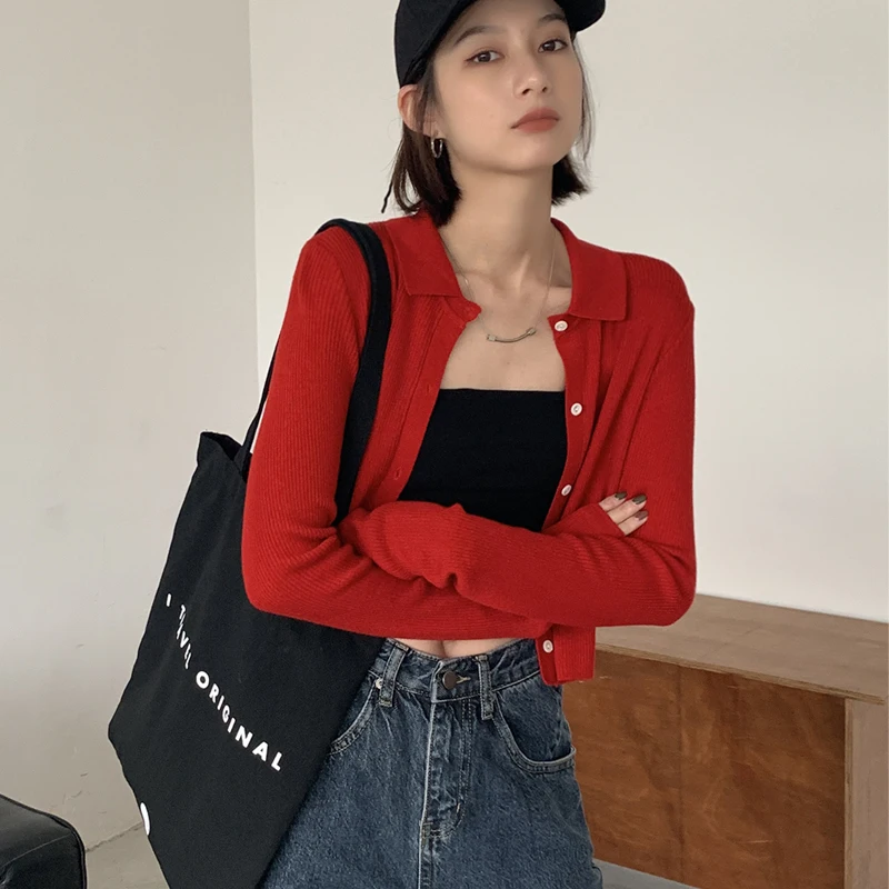 New Oversize Women's Sweaters Autumn Winter sweater Vintage buttons O Neck Cardigans Single Breasted Puff Sleeve Loose Cardigan
New Oversize Women's Sweaters Autumn Winter sweater Vintage buttons O Neck Cardigans Single Breasted Puff Sleeve Loose Cardigan