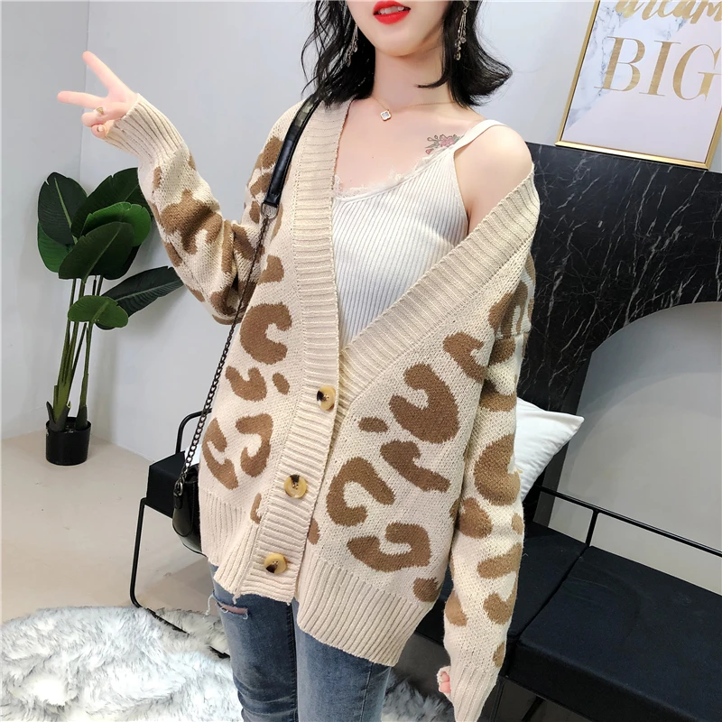Women Knitting Cardigan Sweater Coat Female Casual Bat Sleeve Loose Sweater Knitted Jacket Oversize Outwear 2019 Autumn Winter
Women Knitting Cardigan Sweater Coat Female Casual Bat Sleeve Loose Sweater Knitted Jacket Oversize Outwear 2019 Autumn Winter