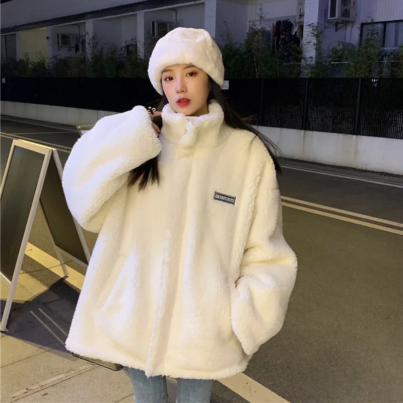 Autumn Winter Korean Version of Lamb Plush Jacket Coat Winter New Thick Coat Women Fashion Short Woolen Coat Overcoat Outwear
Autumn Winter Korean Version of Lamb Plush Jacket Coat Winter New Thick Coat Women Fashion Short Woolen Coat Overcoat Outwear