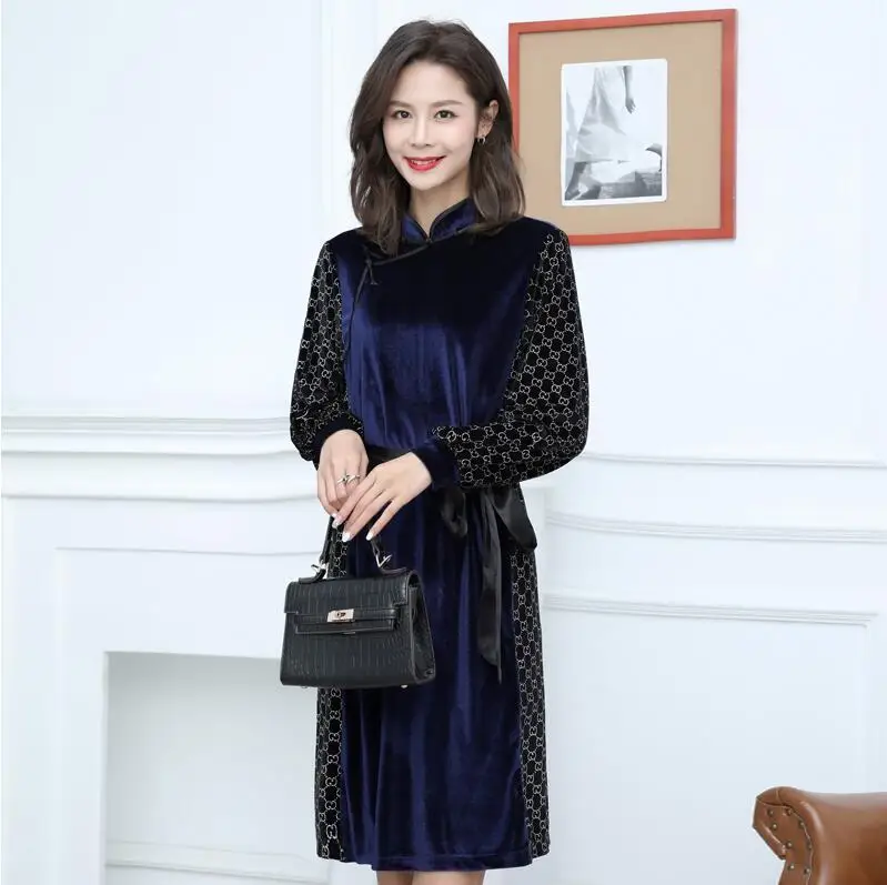 Autumn and winter new velvet splicing stand collar long sleeve Mongolian Ethnic flavor woman casual special Bottoming dress robe 
Autumn and winter new velvet splicing stand collar long sleeve Mongolian Ethnic flavor woman casual special Bottoming dress robe