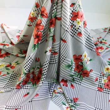 Patchwork Houndstooth Floral Charmeuse Cloth Slightly Stretch Fabric For Shirt
Patchwork Houndstooth Floral Charmeuse Cloth Slightly Stretch Fabric For Shirt