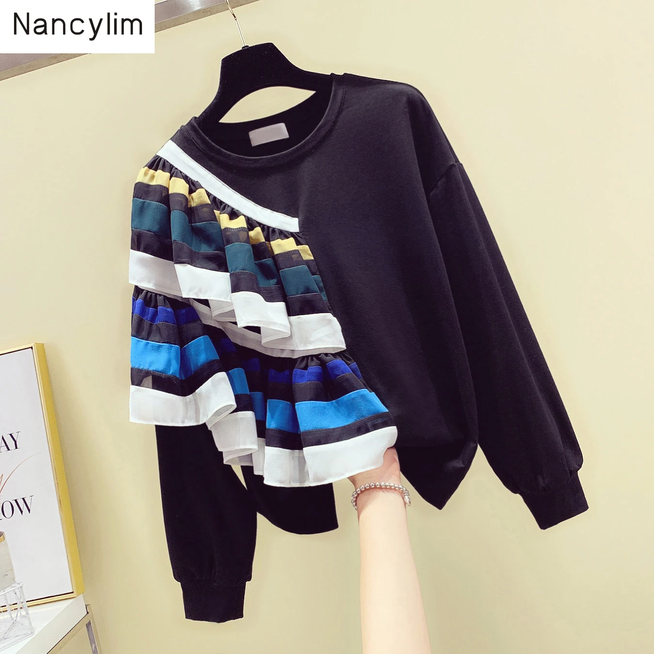 Crewneck Long Sleeve Hoodie Women 2019 Autumn Winter New Korean Jacquard Flounces Printed Stitching Loose Coat Girls Pullovers
Crewneck Long Sleeve Hoodie Women 2019 Autumn Winter New Korean Jacquard Flounces Printed Stitching Loose Coat Girls Pullovers