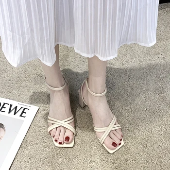 Cross Band High Heel Ankle Buckle Sandals Women Office Open Toe High Heels Summer Fashion Thick Heel Sandals Women 2020
Cross Band High Heel Ankle Buckle Sandals Women Office Open Toe High Heels Summer Fashion Thick Heel Sandals Women 2020
