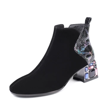 INS HOT Women ankle boots natural leather upper shoes Embossed snakeskin sheepskin + sheep suede plus size Europe and America
INS HOT Women ankle boots natural leather upper shoes Embossed snakeskin sheepskin + sheep suede plus size Europe and America