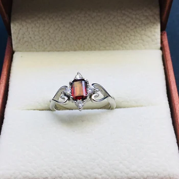 925 Sterling Silver Rings Natural Garnet Gemstone Fine Jewelry Birthday for Women Rings open rings Simple style 
925 Sterling Silver Rings Natural Garnet Gemstone Fine Jewelry Birthday for Women Rings open rings Simple style