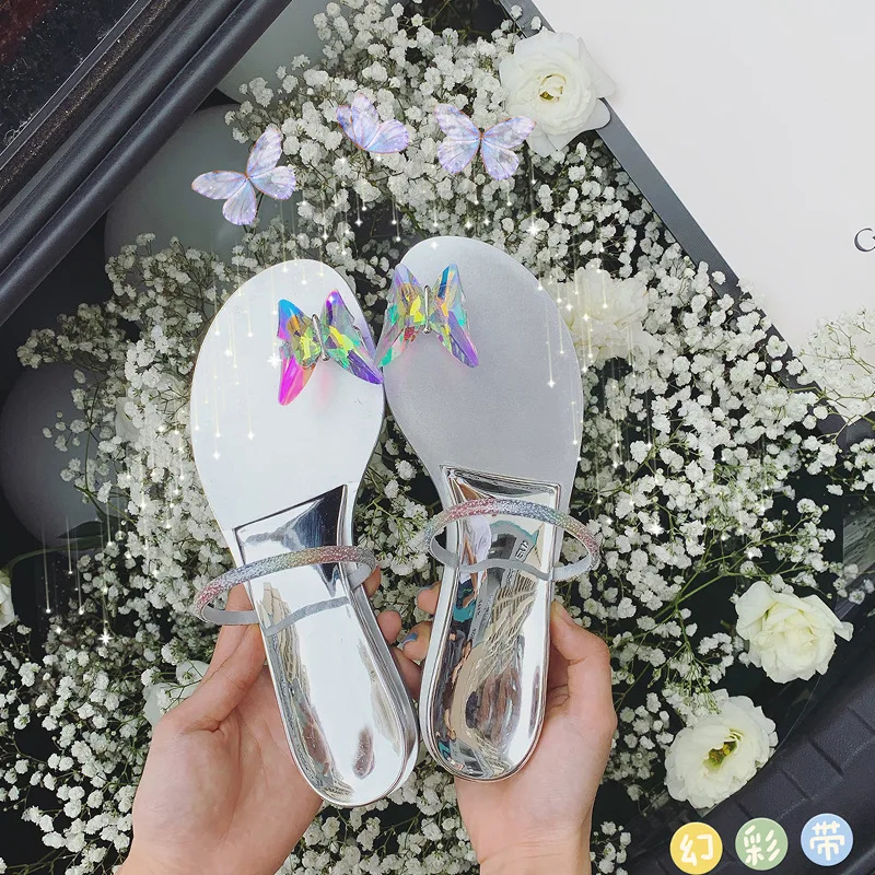 Fashion Flat Slipper Women's 2020 Summer New Butterfly Pigeon Egg Crystal Toe Covering Flip-Flop Shoes
Fashion Flat Slipper Women's 2020 Summer New Butterfly Pigeon Egg Crystal Toe Covering Flip-Flop Shoes