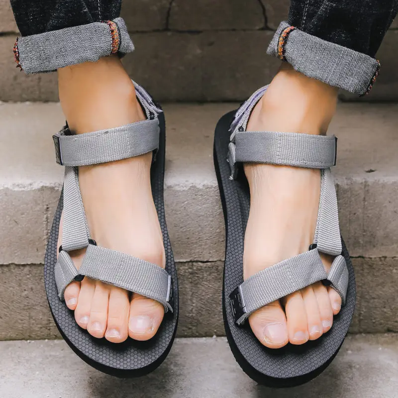 Sandals Male Korean Version Of The Trend 2019 New Summer Personality Breathable Casual Students Soft Bottom Non-slip Beach Shoes
Sandals Male Korean Version Of The Trend 2019 New Summer Personality Breathable Casual Students Soft Bottom Non-slip Beach Shoes