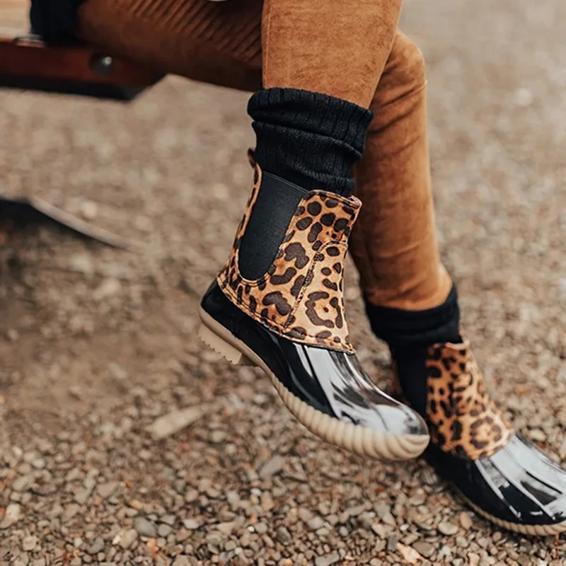Heflashor Women's Shiny Short Ankle Ladies Rain Boots Booties Slip On Chelsea Booties Leopard Leather Women Shoes Waterproof
Heflashor Women's Shiny Short Ankle Ladies Rain Boots Booties Slip On Chelsea Booties Leopard Leather Women Shoes Waterproof