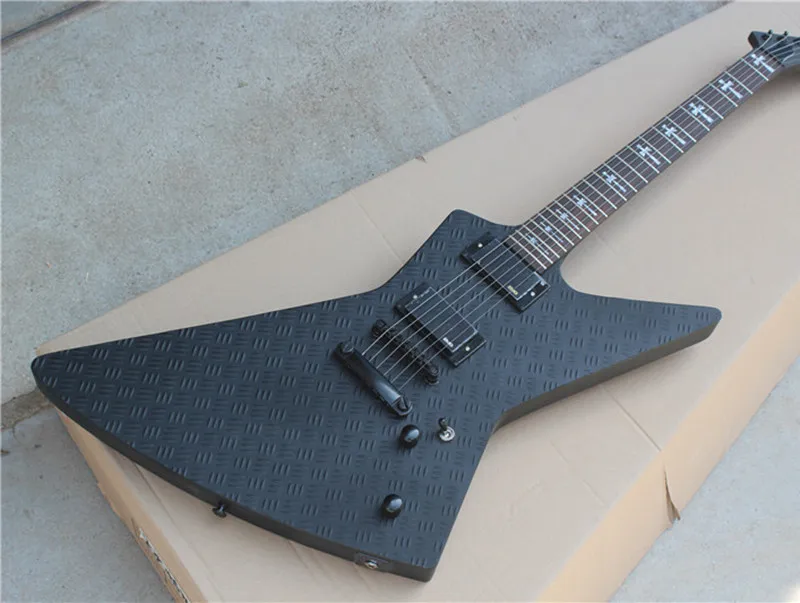 6-String Electric Guitar,Black Color Body,Cross Shape Fret Marks Inlay,Black Hardware and can be Customized
6-String Electric Guitar,Black Color Body,Cross Shape Fret Marks Inlay,Black Hardware and can be Customized