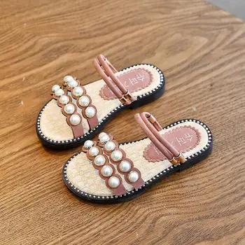 Summer new non-slip children's flip-flops girls fashion beach shoes sandals female beads slippers women wear
Summer new non-slip children's flip-flops girls fashion beach shoes sandals female beads slippers women wear