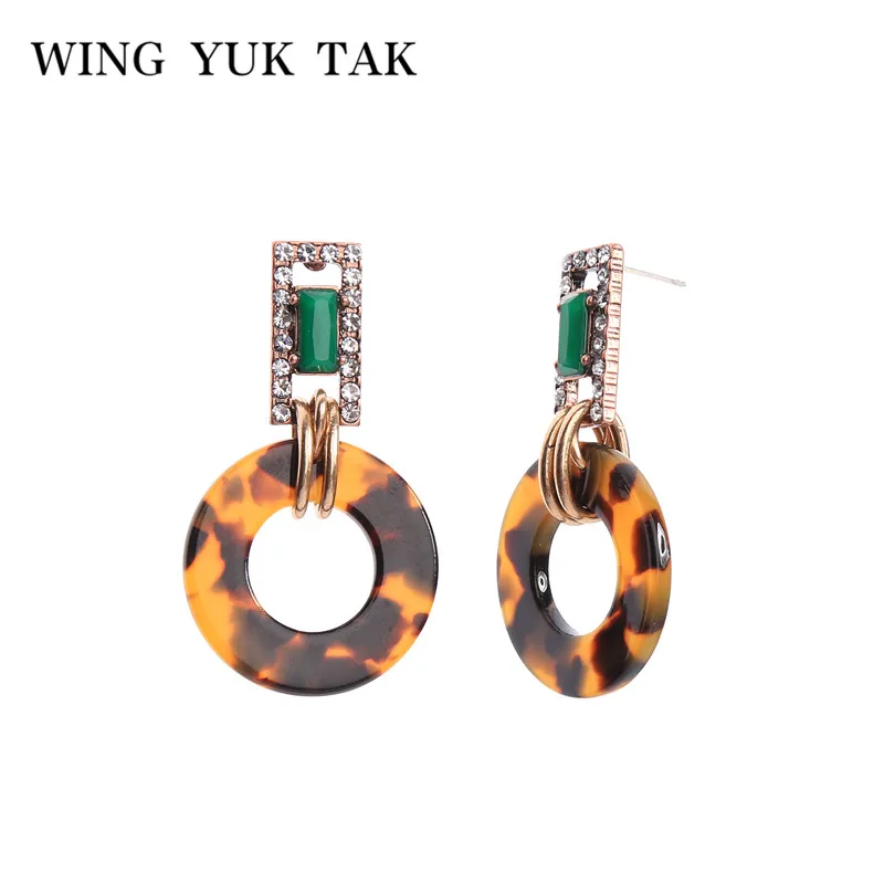 wing yuk tak Vintage Round Tortoise Resin Leopard Statement Earrings For Women Drop Earrings Jewelry boucles d'oreilles
wing yuk tak Vintage Round Tortoise Resin Leopard Statement Earrings For Women Drop Earrings Jewelry boucles d'oreilles