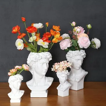 Resin Vase Home Decoration Makeup Brush Storage Box Pen Holder European Style Decoration David Head Sculpture Model Wedding
Resin Vase Home Decoration Makeup Brush Storage Box Pen Holder European Style Decoration David Head Sculpture Model Wedding